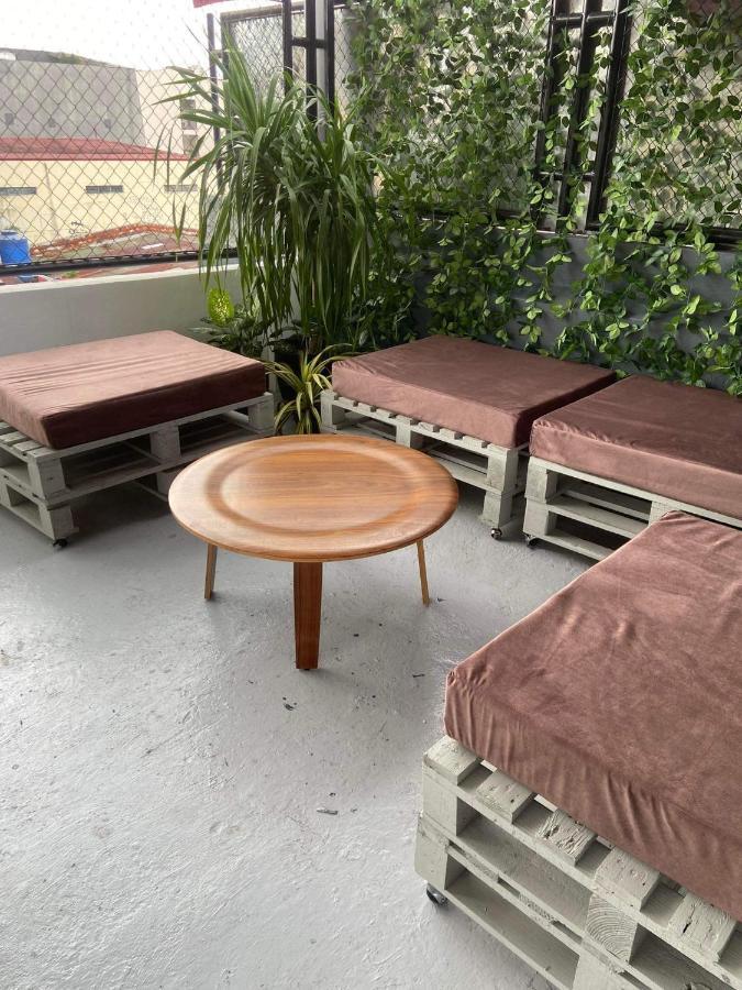 סן פדרו מקאטי Lime Lite Manila Hostel מראה חיצוני תמונה