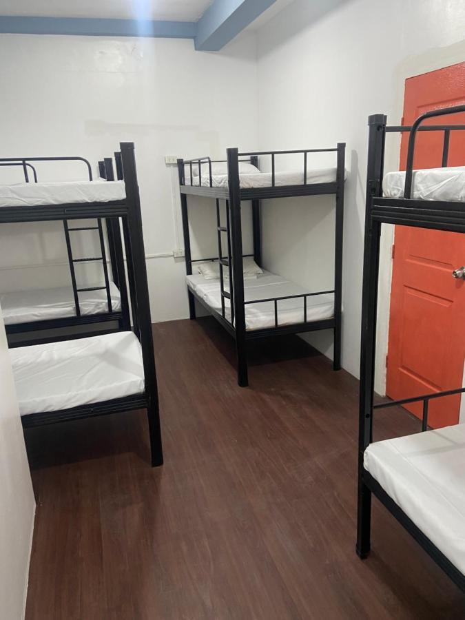סן פדרו מקאטי Lime Lite Manila Hostel מראה חיצוני תמונה