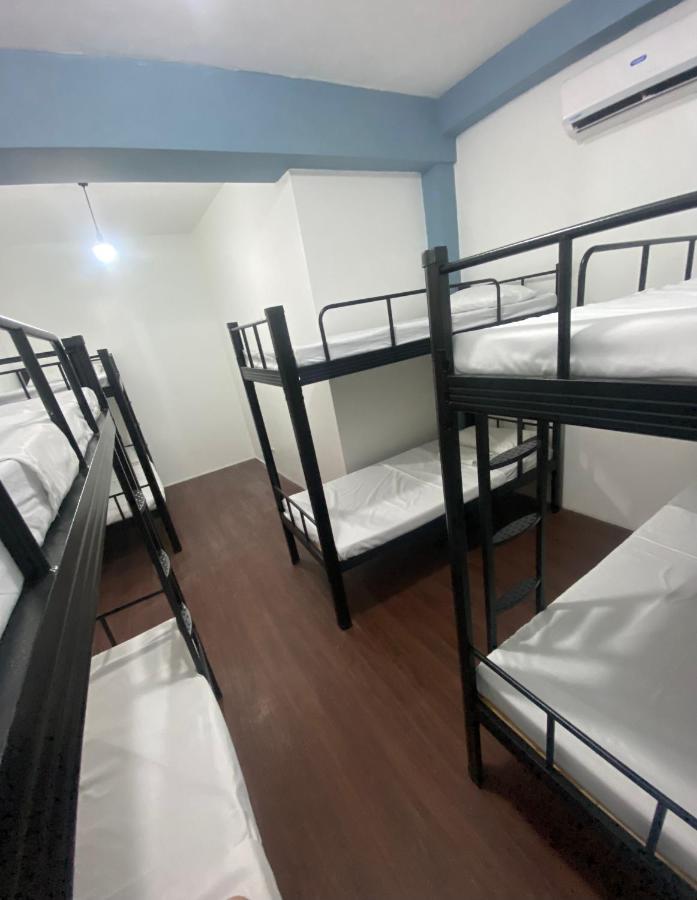 סן פדרו מקאטי Lime Lite Manila Hostel מראה חיצוני תמונה