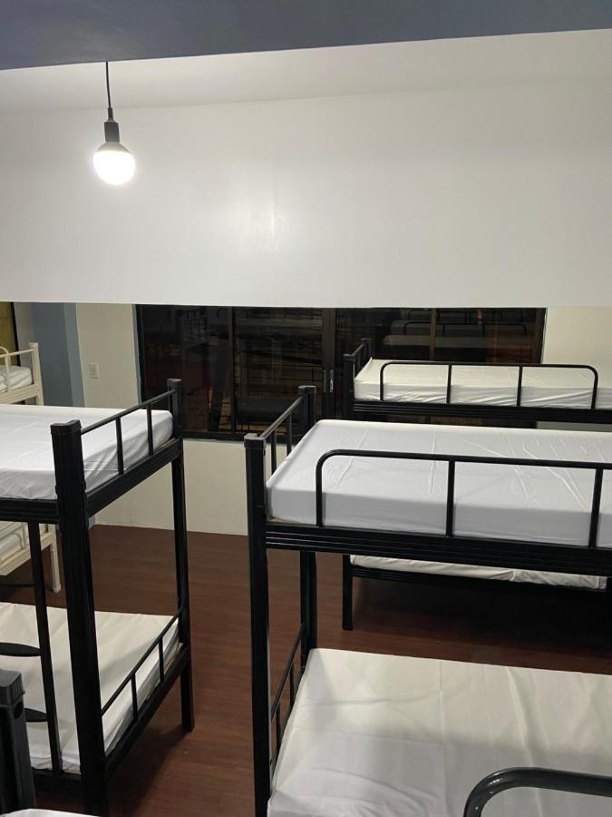 סן פדרו מקאטי Lime Lite Manila Hostel מראה חיצוני תמונה