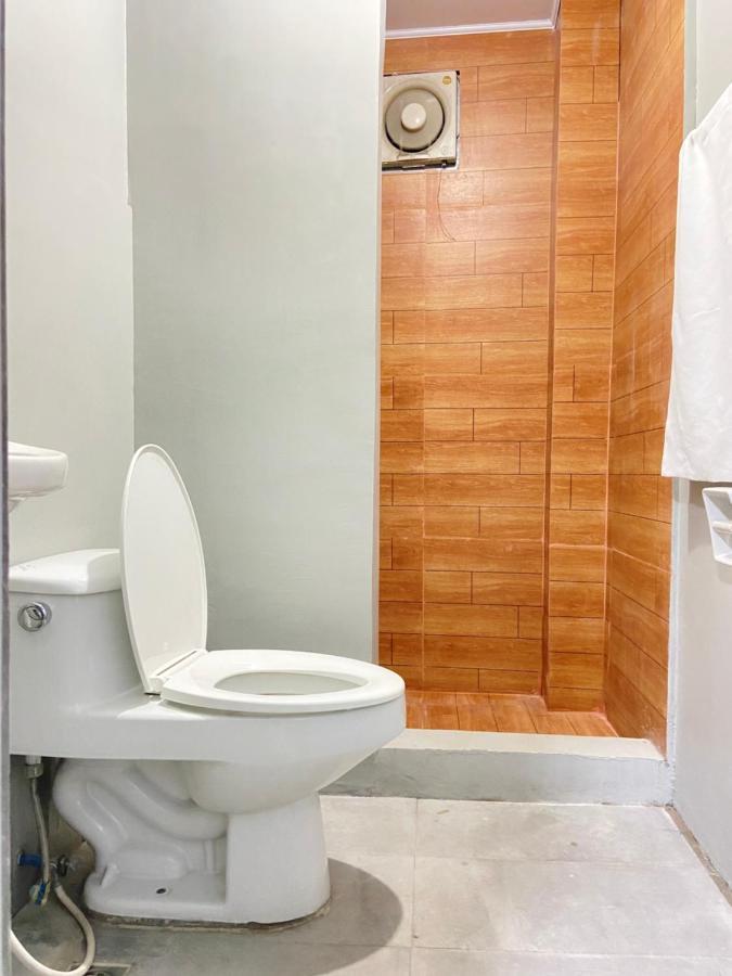 סן פדרו מקאטי Lime Lite Manila Hostel מראה חיצוני תמונה